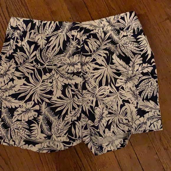 Zac and Rachel Womens Shorts (mid-thigh) - Picture 1 of 5